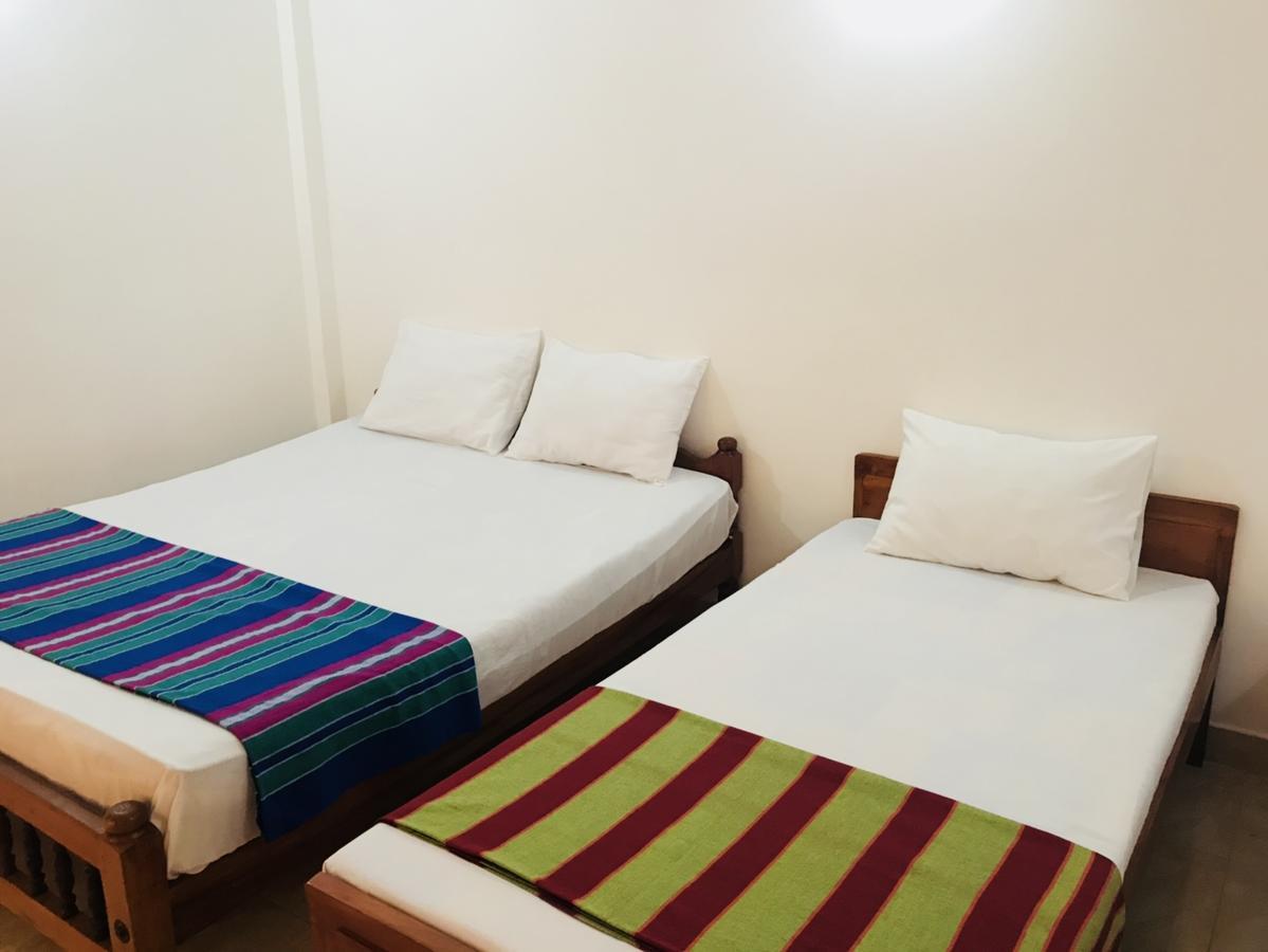 Emarald Holiday Homes Anuradhapura Exteriör bild