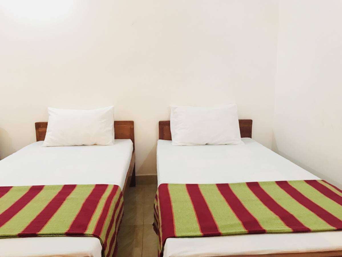 Emarald Holiday Homes Anuradhapura Exteriör bild